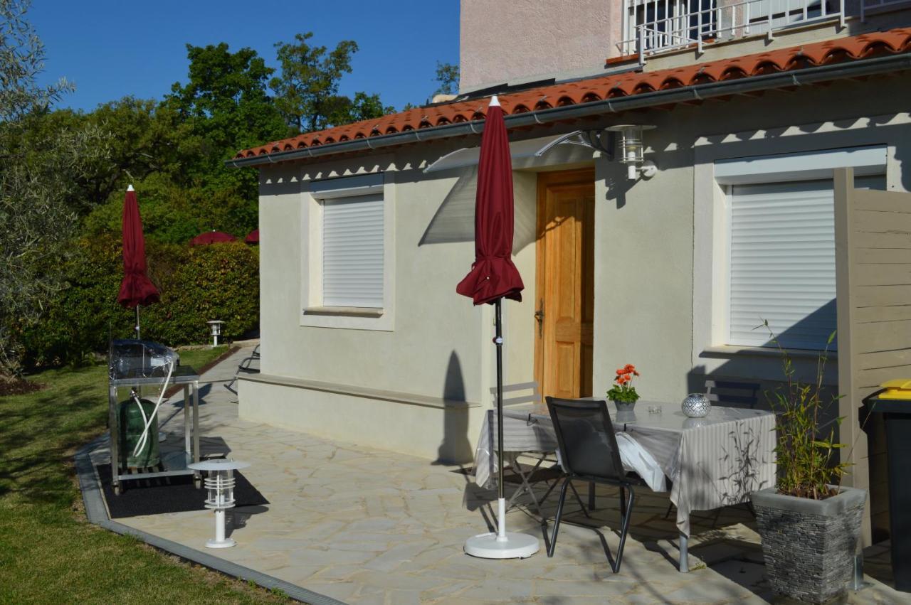 Villa Jalna Chambre, Suites Et Appartement Roquefort-les-Pins Exterior foto