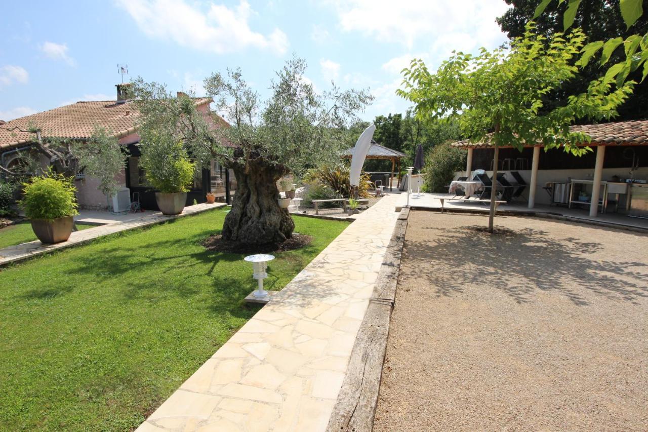 Villa Jalna Chambre, Suites Et Appartement Roquefort-les-Pins Exterior foto
