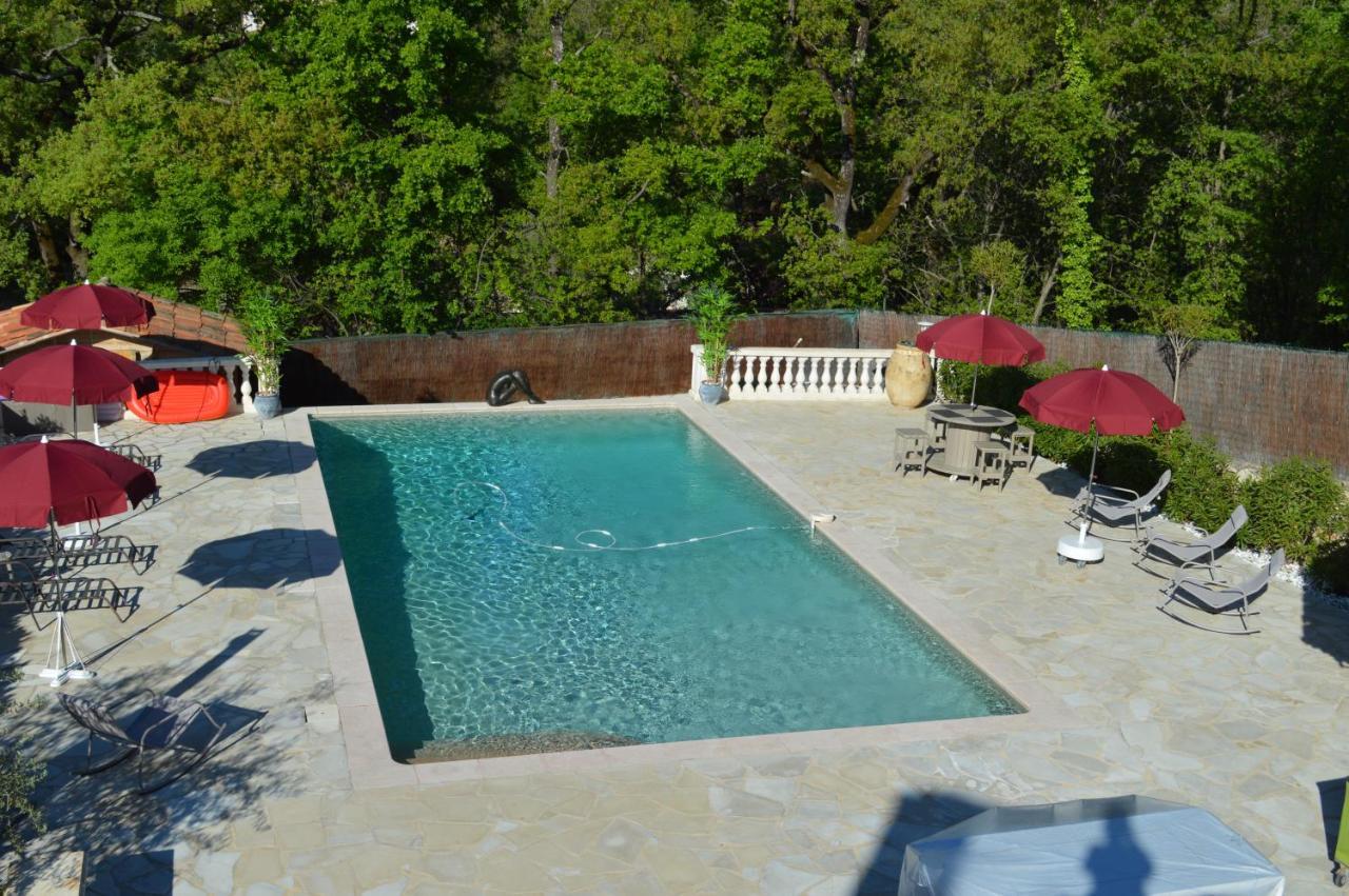 Villa Jalna Chambre, Suites Et Appartement Roquefort-les-Pins Exterior foto